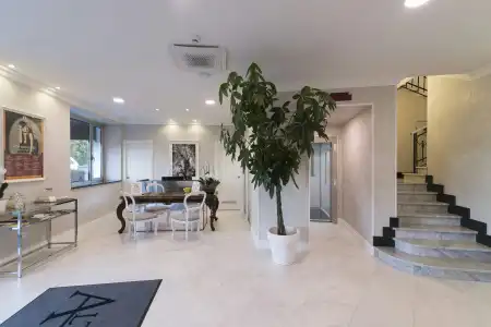 Altavilla Boutique - 24