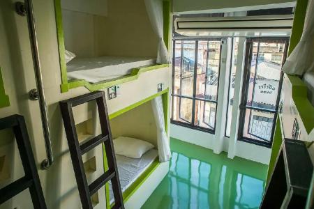 The Port Hostel - 9