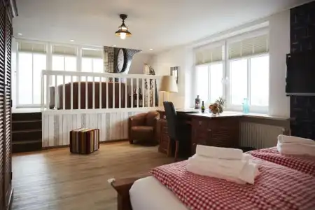 Bernstein Bootshaus - 49