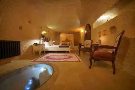 Maya Cave - 148