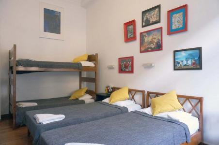 Dioskouros Hostel - 9