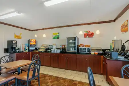 Quality Inn Enola - Harrisburg - 22