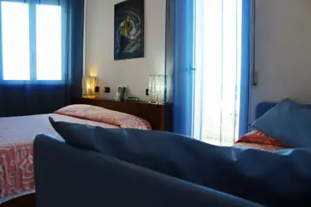 City Beach Resort - 2