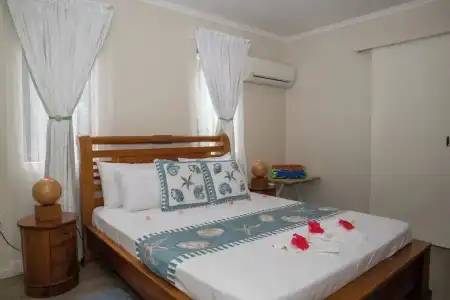 Hillside Retreat - 20