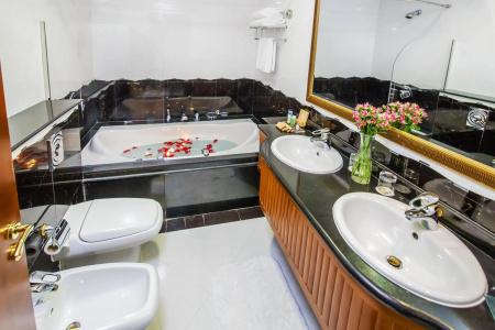 Grand Excelsior - Bur Dubai - 32