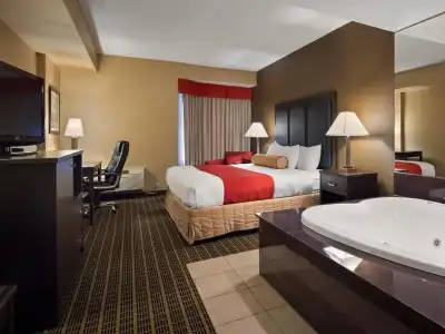 Best Western Plus Burlington Inn & Suites - 38
