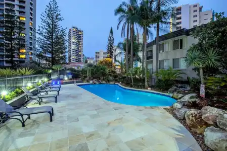 Baronnet Apartments - 42