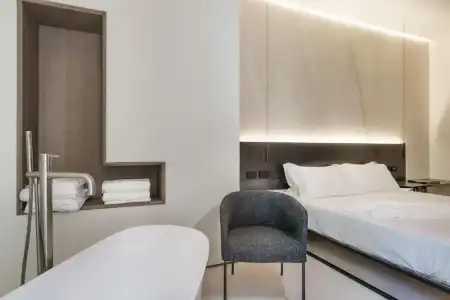 Meo Design Suite & Spa - 18