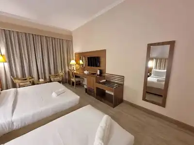 Vista Square - 4