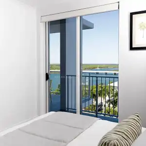 Riviera Mackay - 31