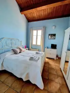 Insolent Inn - 27