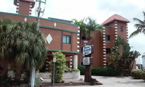 Miami Princess - 32