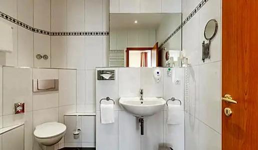 Andante Dresden - 77