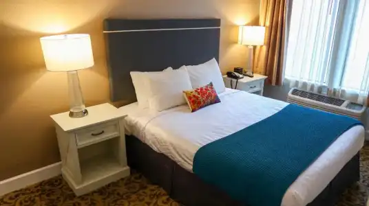 City Center Inn & Suites - 45