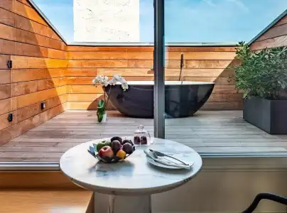 Le Boutique & Spa - 78