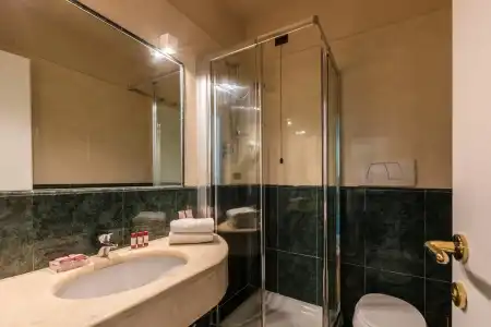 Best Western Plus Globus - 9