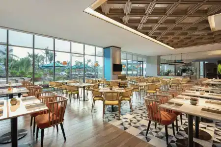 Hilton Garden Inn - 23