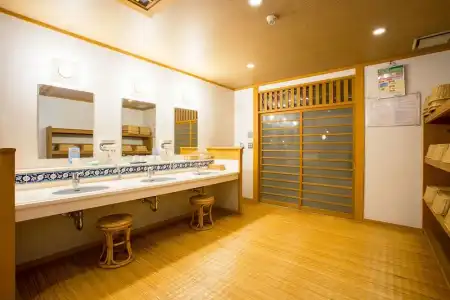 Higashi Ishikawa Ryokan - 1