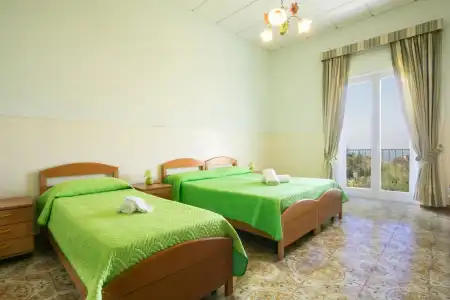 Sisters Hostel - 42