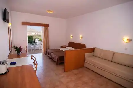 Lambis Studios & Apartments - 68