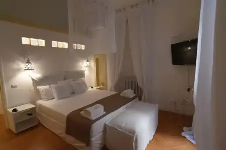 Cadelli Luxury Suite - 57