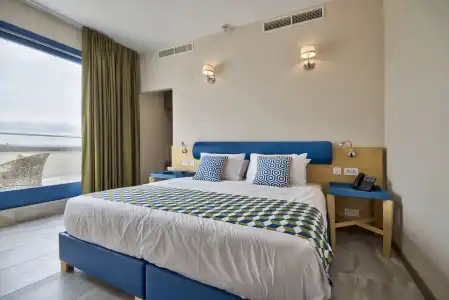 The British Suites - 12