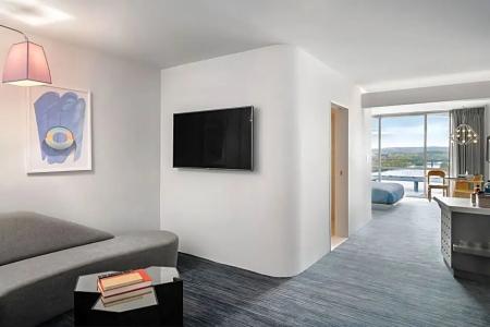 The Line Austin - 115