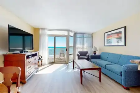 Carolinian Beach Resort by Vacasa - 38