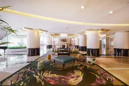 Renaissance Shanghai Pudong - 13