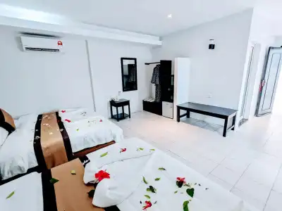 Mary Beach and Resort - 3