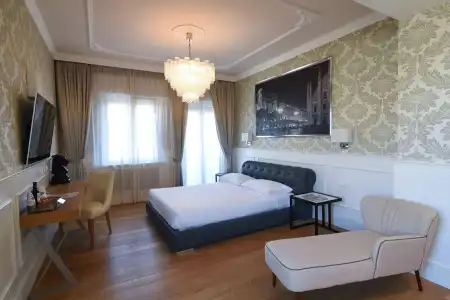 Luxury Suite Milano Duomo - 10