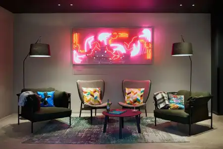 Moxy Bristol - 1