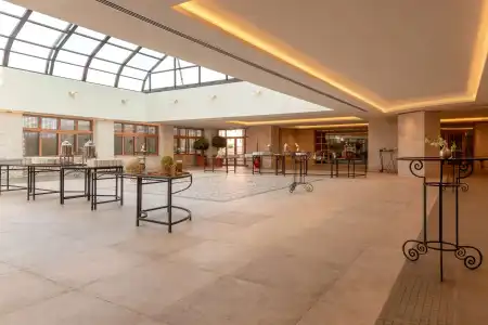 Grand Hyatt Amman Residences - 10