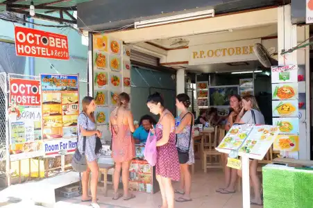 October Hostel - 21