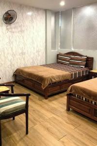 Hoang Yen Nhi - 28