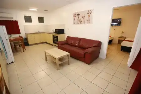 Tropic Coast Motel - 155