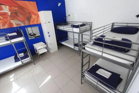 Hugo's Boutique - Adults Only - 3