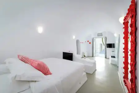 Trieris Villa & Suites - 23