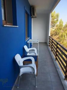 Athina - 13