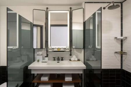Thompson Seattle, by Hyatt - 56