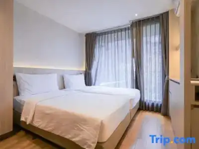 Balcony Seaside Sriracha & Serviced Apartments (SHA Extra Plus) - 226