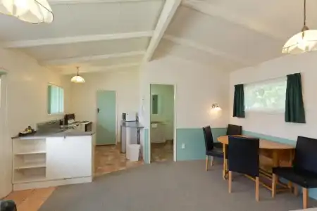 18th Avenue Thermal Motel - 41