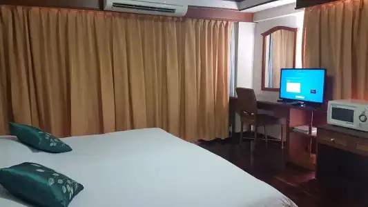Interchange Tower Serviced Apartment - 55