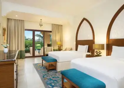 DoubleTree by Hilton Resort & Spa Marjan Island - 51