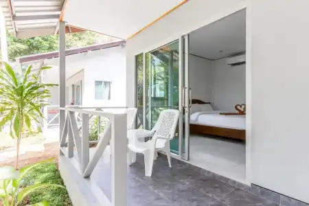 Lanta Coral Beach Resort - 5