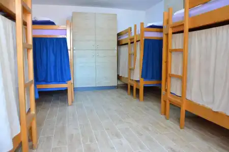 Montenegro Backpackers Home Budva - 32