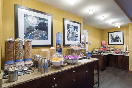 Hampton Inn Manhattan Seaport Financial District - 31