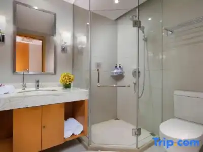 Huachen International - 55
