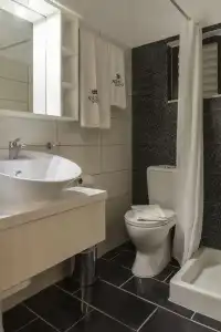 Agrelli & Suites - 80