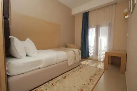 Capital Tirana Bruçi - 30